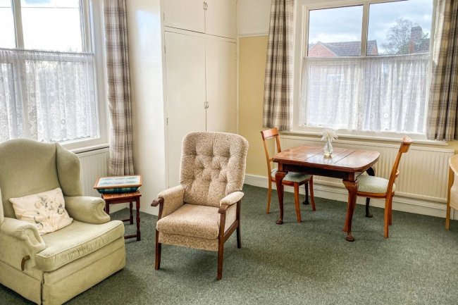 63 The Park, Yeovil, Somerset BA20 1DF 4