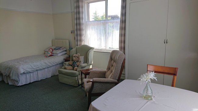 63 The Park, Yeovil, Somerset BA20 1DF 4