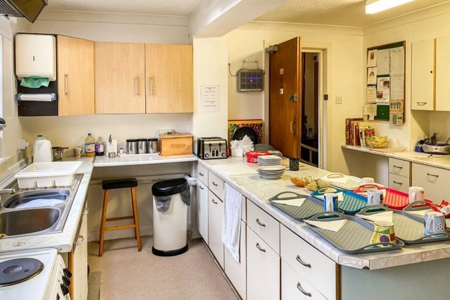 63 The Park, Yeovil, Somerset BA20 1DF 4