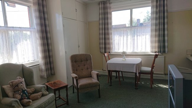 63 The Park, Yeovil, Somerset BA20 1DF 4