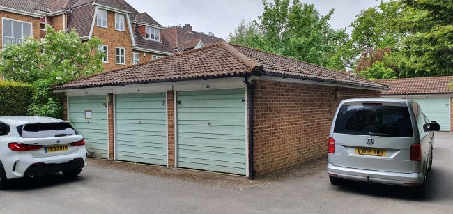 Garage 19 Wych Elm Lodge, 29 London Lane, Bromley, Kent BR1 4HB
 5