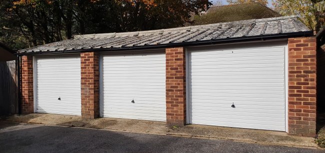 Garages 5 – 7 Scotland Close, Fair Oak, Eastleigh, Hampshire SO50 7BR  
 10