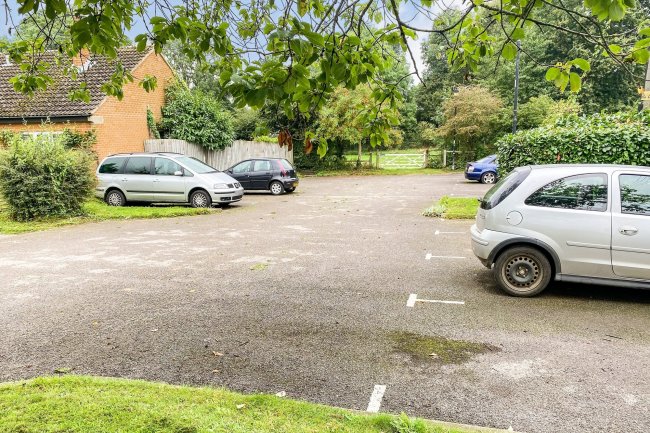 Land at Cup and Saucer, Claydon Road, Cropredy, Banbury OX17 1PW 3