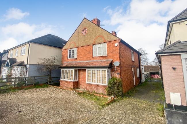 East Lodge, 117 East Street, Epsom, Surrey KT17 1EJ
 2