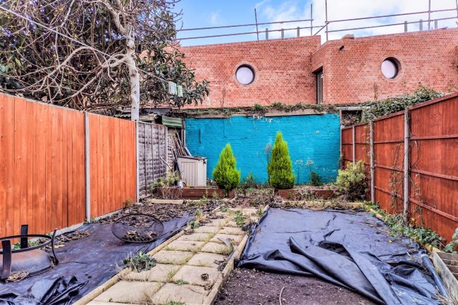 23 Colne Road, Hackney, London E5 0JQ
 6