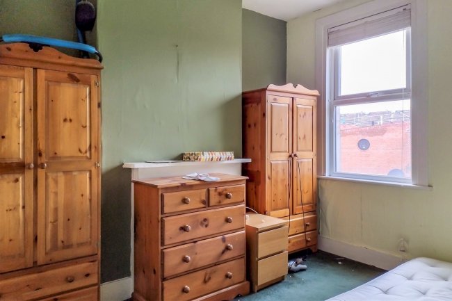 23 Colne Road, Hackney, London E5 0JQ
 6