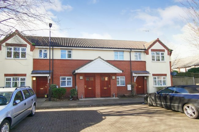 11 Marshside Close, Edmonton, London N9 8LQ
 7