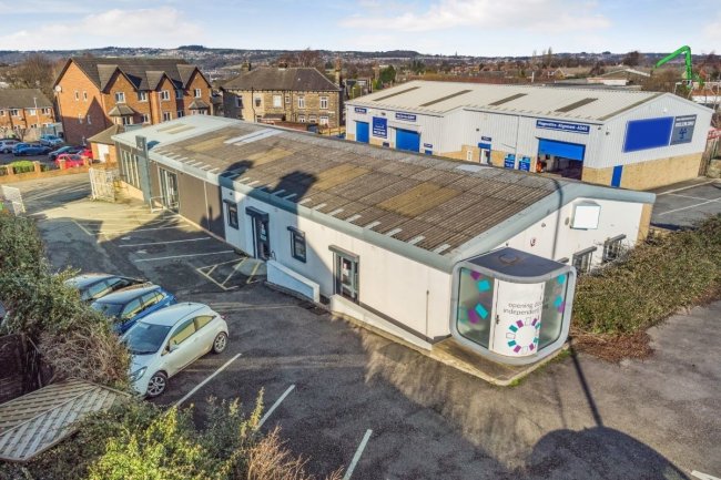 2 Arthur Street, Stanningley, Leeds LS28 6JY
 4