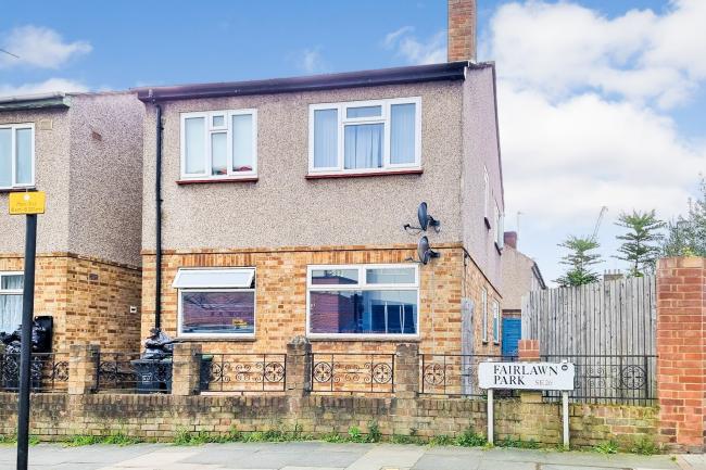 Flat 5 Fairlawn Court, Fairlawn Park, London SE26 5RT
 10