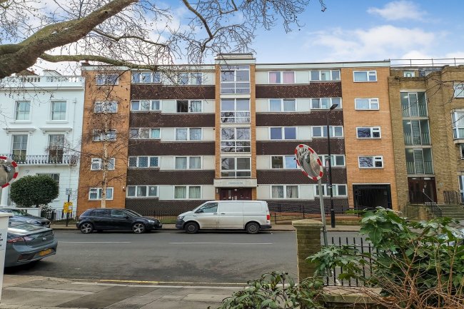 Flat 2, 41 Westbourne Park Road, Bayswater, London, W2 5QD
 5
