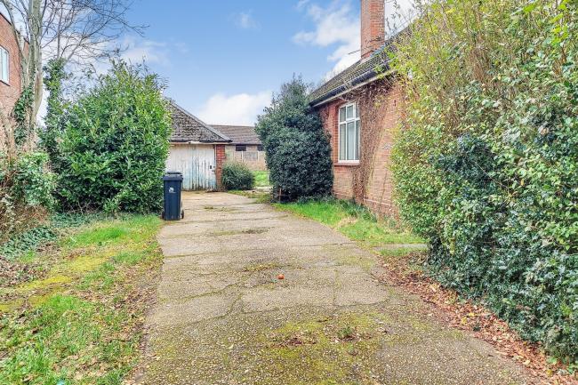 Arne Cottage, Wool, Dorset BH20 6EJ
 8