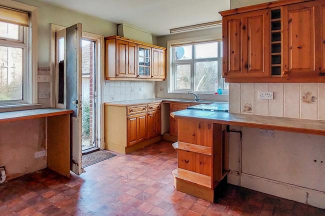 Arne Cottage, Wool, Dorset BH20 6EJ
 8