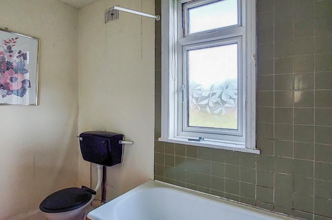 Arne Cottage, Wool, Dorset BH20 6EJ
 8