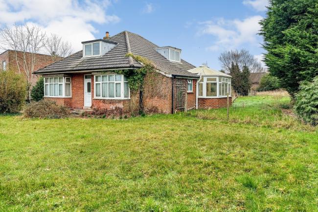 Arne Cottage, Wool, Dorset BH20 6EJ
 8