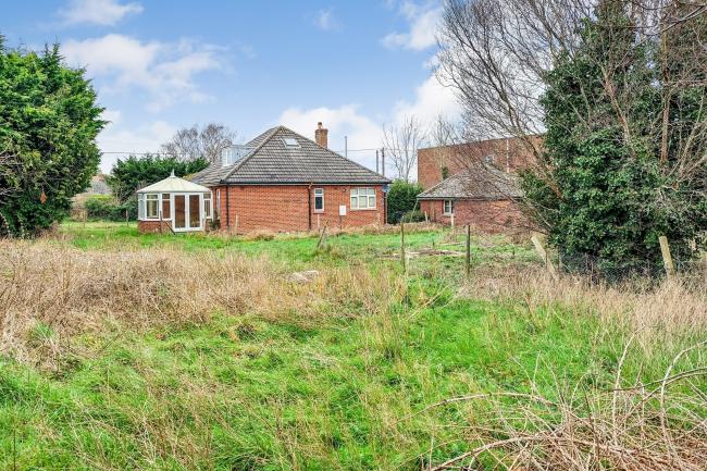 Arne Cottage, Wool, Dorset BH20 6EJ
 8