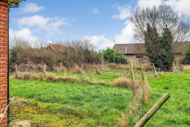 Arne Cottage, Wool, Dorset BH20 6EJ
 8