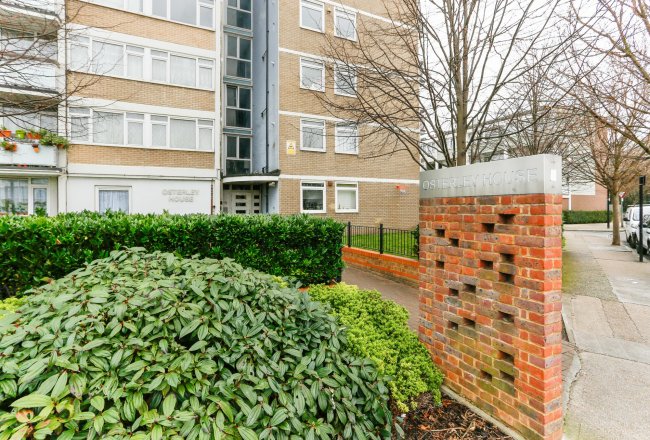 Flat 2 Osterley House, Giraud Street, Poplar, London E14 6EF
 7