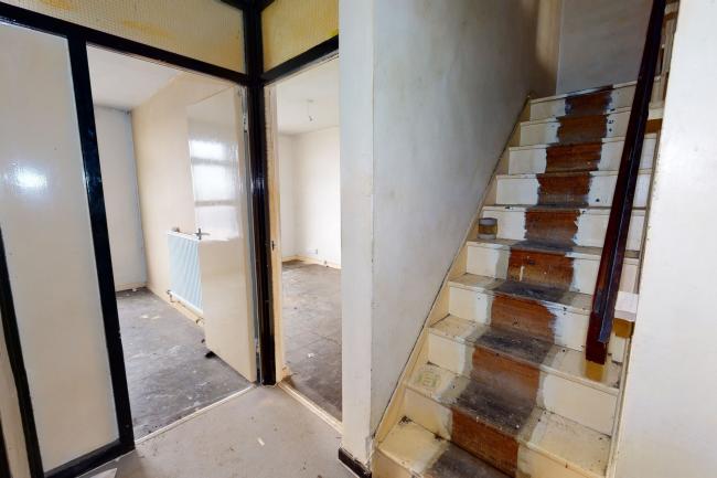 Flat 88 Sleaford House, Fern Street, Bow, London E3 3PZ
 9