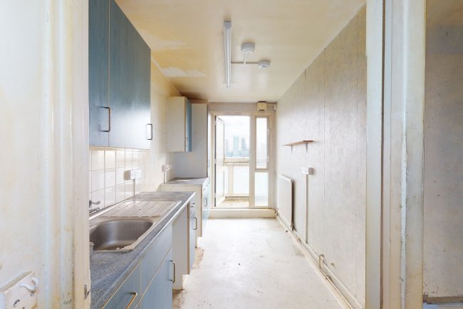 Flat 88 Sleaford House, Fern Street, Bow, London E3 3PZ
 9