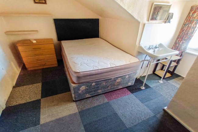 59 High Street, Blackpool FY1 2BN 3