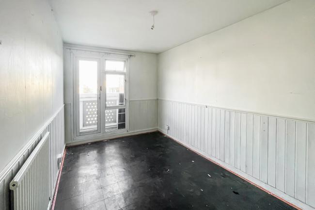 7 Gayton House, Chiltern Road, London, E3 4BX 3