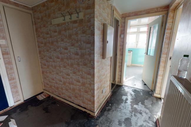 Flat 23 Henshall Point, Bromley High Street, London, E3 3EJ 
 5