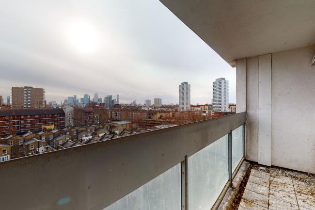 Flat 23 Henshall Point, Bromley High Street, London, E3 3EJ 
 5