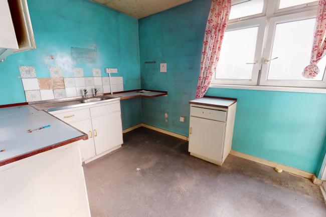 Flat 23 Henshall Point, Bromley High Street, London, E3 3EJ 
 5