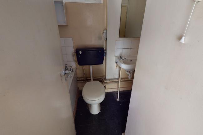 Flat 23 Henshall Point, Bromley High Street, London, E3 3EJ 
 5
