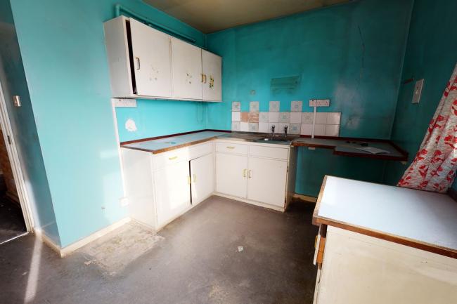 Flat 23 Henshall Point, Bromley High Street, London, E3 3EJ 
 5