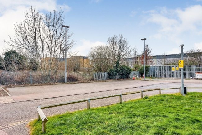 Land at Tamarisk Road, South Ockendon, Essex RM15 6PD 5