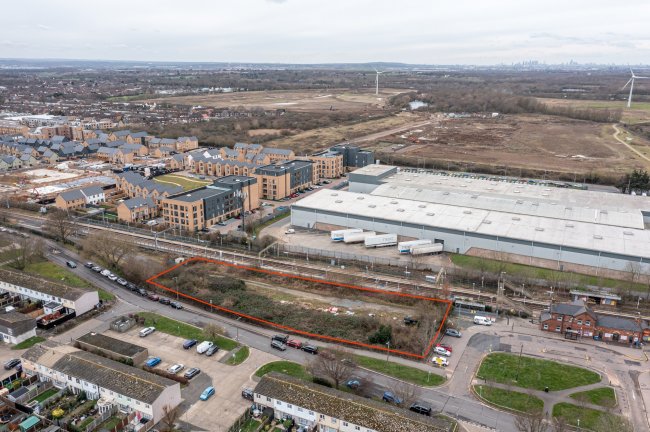 Land at Tamarisk Road, South Ockendon, Essex RM15 6PD 5