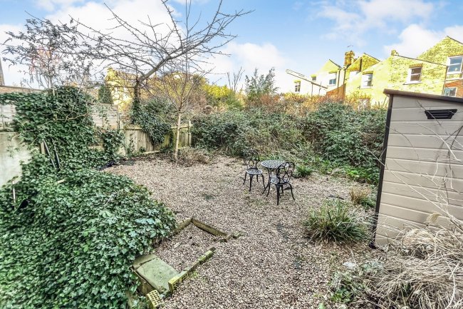 Basement Flat, 22 Lambert Road, Brixton, London SW2 5BD
 1