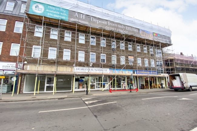 49 High Street, Horley, Surrey, RH6 7BN
 8