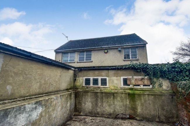 Weldon House, Junction Road, Croydon CR2 6RB
 5