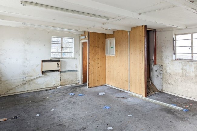 Weldon House, Junction Road, Croydon CR2 6RB
 5