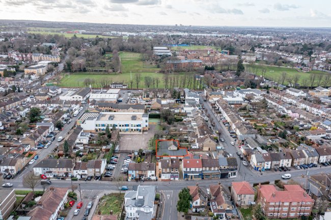 Weldon House, Junction Road, Croydon CR2 6RB
 5