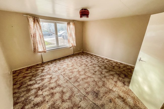 Flat 1 Chestnut Court, 16 Bramley Hill, South Croydon, Surrey, CR2 6LY
 10