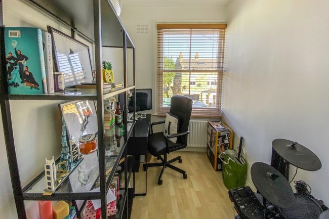 2-2A Oldridge Road, Balham, London, SW12 8PG
 7