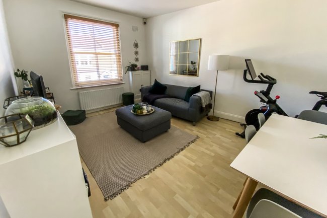 2-2A Oldridge Road, Balham, London, SW12 8PG
 7