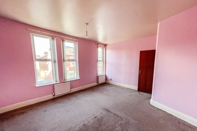 23 Glapton Road, Nottingham, NG2 2FF
 6