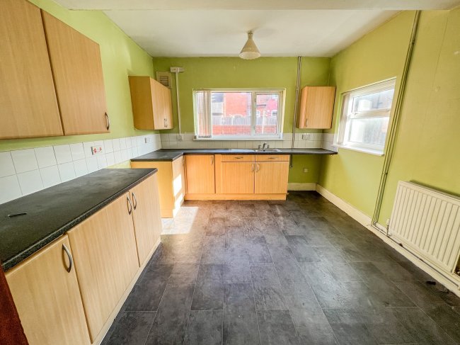 23 Glapton Road, Nottingham, NG2 2FF
 6