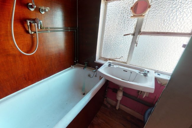 97 Bushey Mill Crescent, Watford WD24 7RB
 3