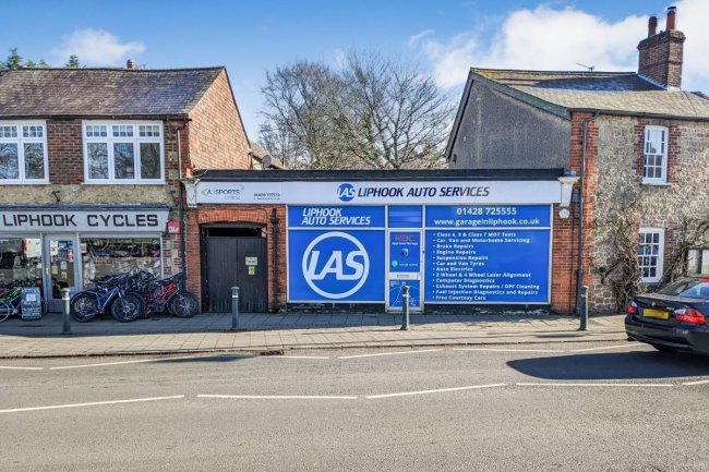 14A The Square, Liphook GU30 7AH 10