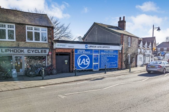 14A The Square, Liphook GU30 7AH 10