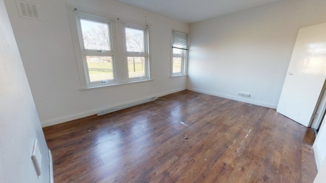 310 Plumstead Common Road, Plumstead, London SE18 2RT 3