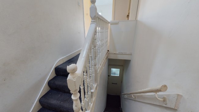 310 Plumstead Common Road, Plumstead, London SE18 2RT 3