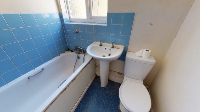 310 Plumstead Common Road, Plumstead, London SE18 2RT 3