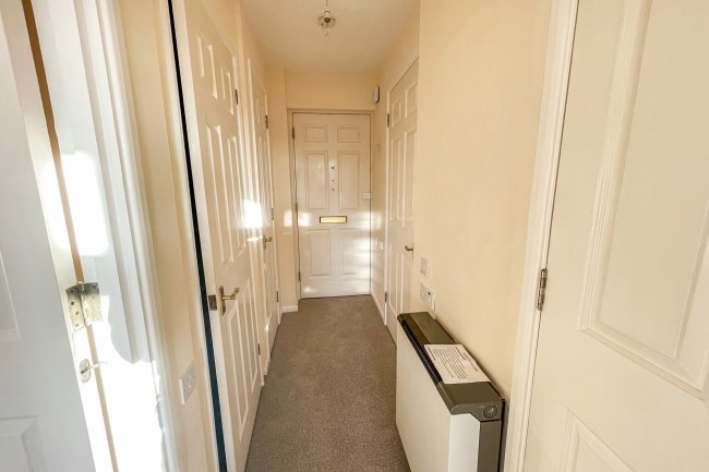 35 Fairbanks Lodge, Furzehill Road, Borehamwood, Hertfordshire WD6 2DQ
 4