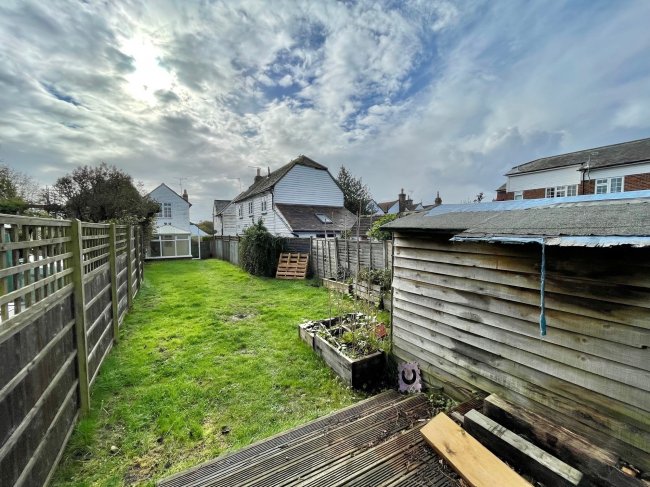 1 Southview, Nortiam Road Staplecross TN32 5QG 2